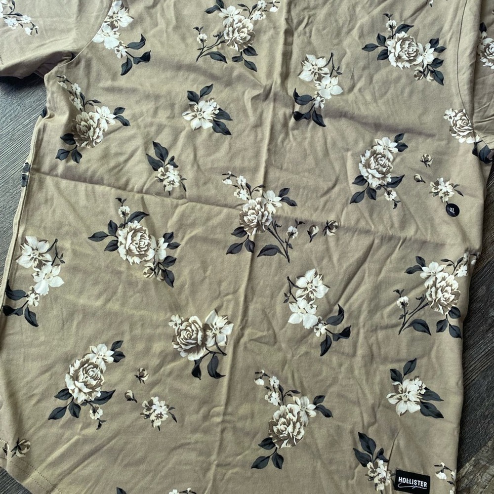 ⚡️Hollister Floral Curved Hem Longline Fit - Picture 8 of 10
